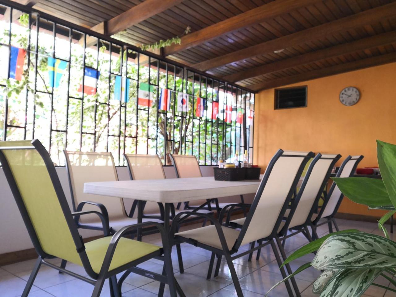 Bed and Breakfast Vida Tropical Алахуела Екстер'єр фото